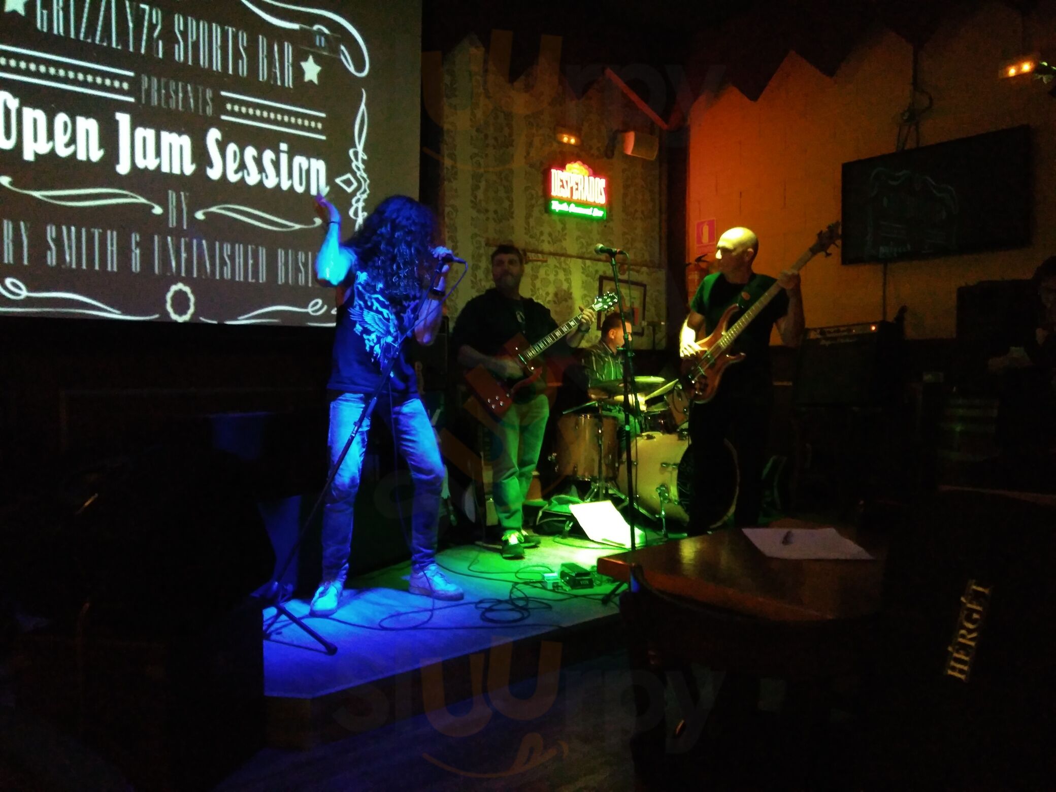 Grizzly 72 Sports Bar