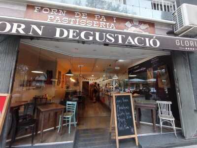 Forn De Pa I Pastisseria Gloria
