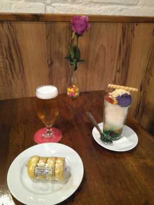 Los Hermanos Cocina Filipina