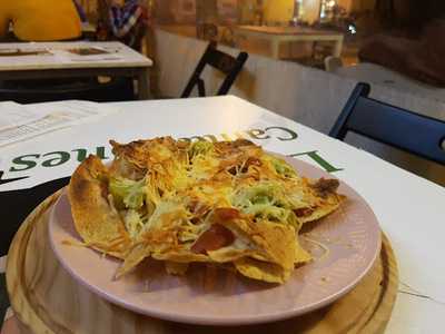 Los Camaleones Bar & Grill