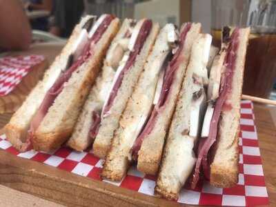 Mamá Dorí Toastería Italiana