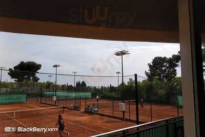 Bar Restaurante Pompeia Club De Tenis