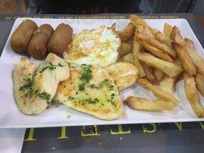 Castells Bar Restaurante