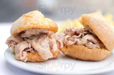 Taberna El Barril Oporto Tapas Bar