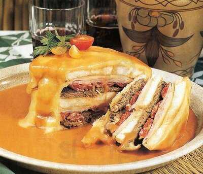 Taberna El Barril Oporto Tapas Bar