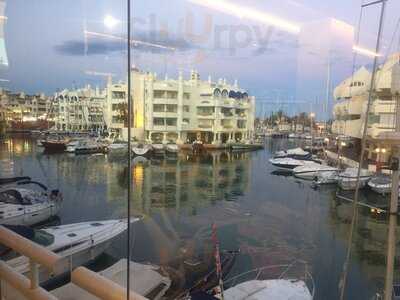 Versalles Wok Buffet