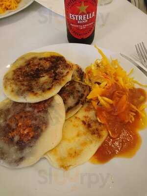 El Pulgarcito Restaurante Salvadoreño