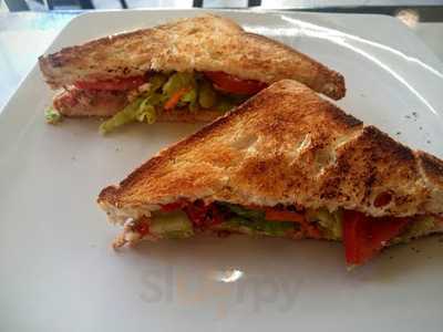 La Herradura Café Bar