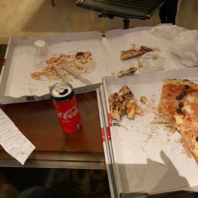 Neapolitan Authentic Pizza - Photo 8