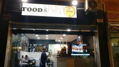 Food & Grill Bar