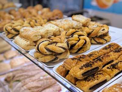 The Catalan Sandwich