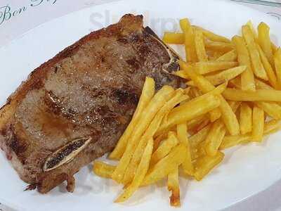 Bar Restaurante Tregura