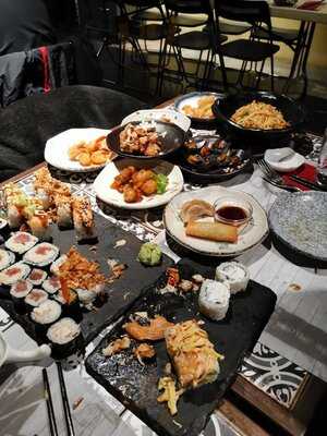 Rainbow Buffet Libre