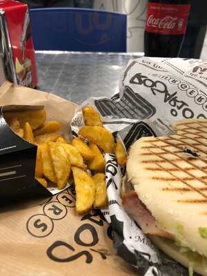 Rosario's Burgers Restaurant