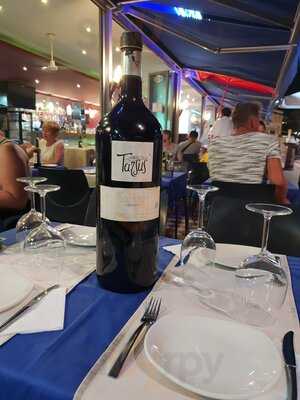 Newz Restaurant & Lounge Bar