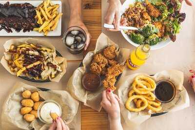 La Calle Burger Gamarra