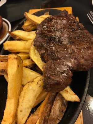 Braseria-pizzeria La Ribera