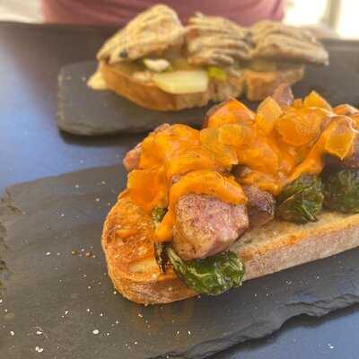 Bar Restaurante La Plaza