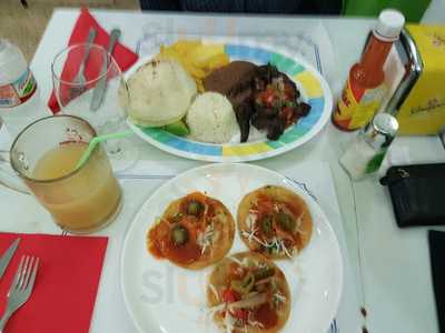 Bar Restaurante El Rincón De Honduras