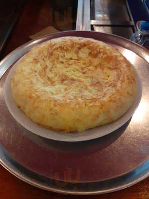 Restaurante El Triangulo De Las Cors