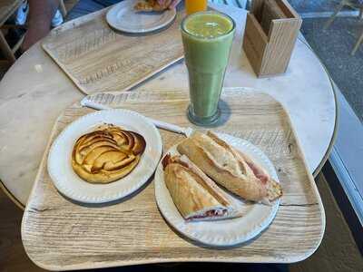 Santagloria Sabino De Arana