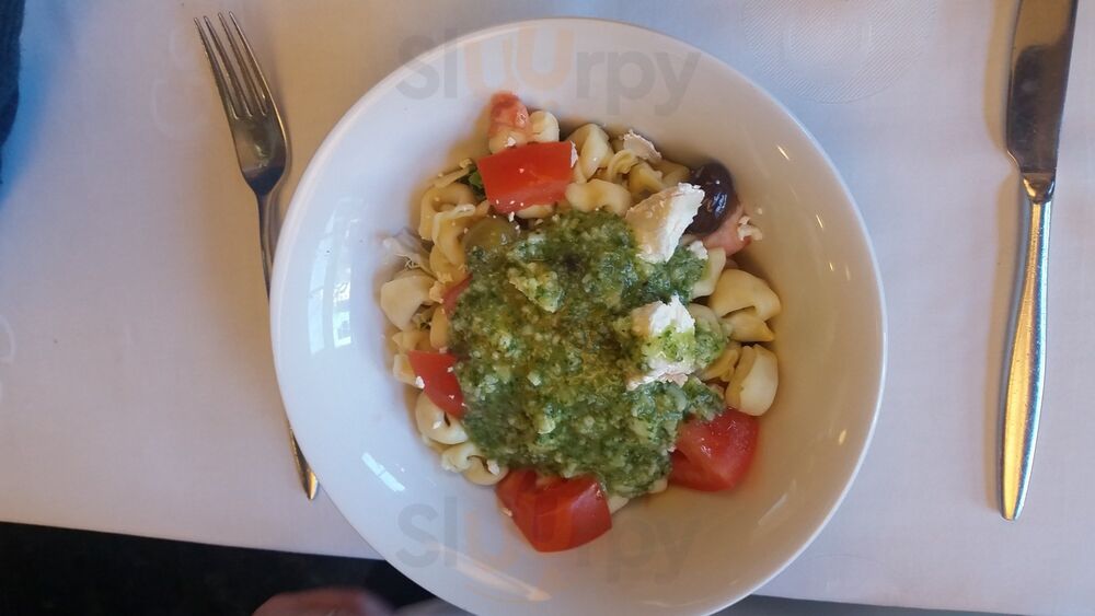 Diagonal Can Soteras