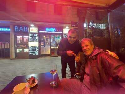 Martin's Bar & Restaurant