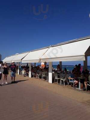 El Chiringuio Group Barcelona Beach Playa De Sant Sebastián