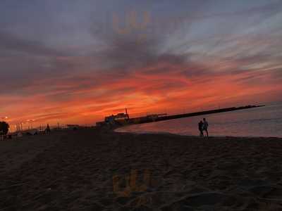 El Chiringuio Group Barcelona Beach Playa De Sant Sebastián