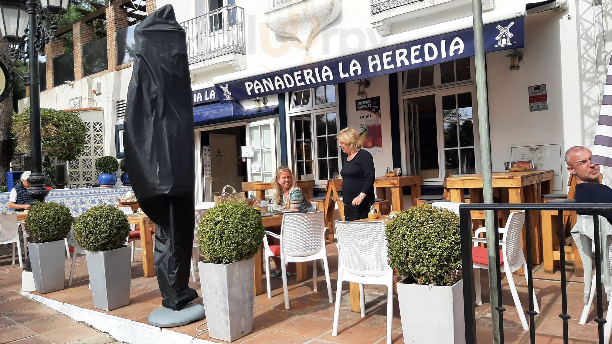 Panaderia La Heredia