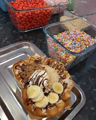 Ice & Bubble Waffle