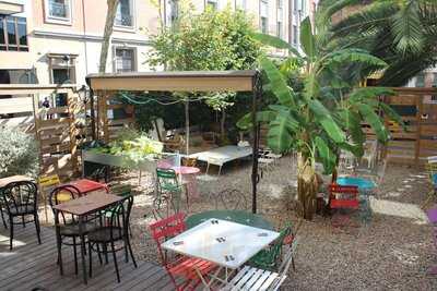 Cafe Poetique Le Jardin