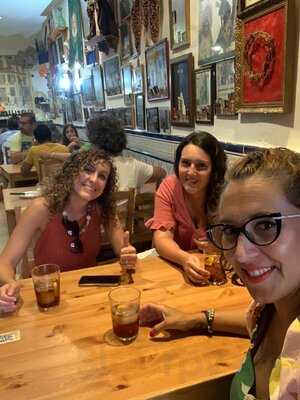 Las Merchanas Taberna Cofrade