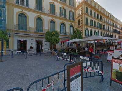 Cafe & Tapas La Plaza