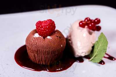 Historia Resto Lounge