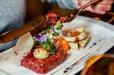 Historia Resto Lounge