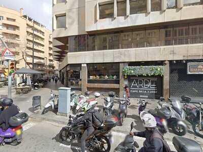 Historia Resto Lounge