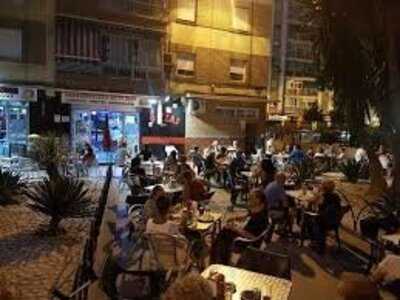 Hamburgueseria Pizzeria Betty Boop