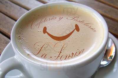 Cafeteria Y Pasteleria La Sonrisa