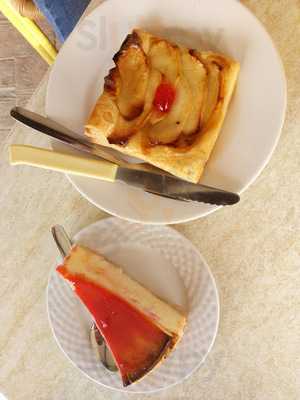 Cafeteria Y Pasteleria La Sonrisa