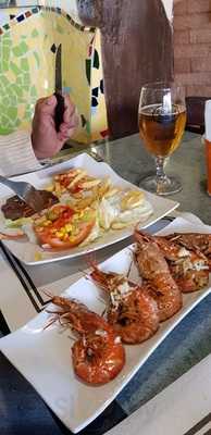 Rodica's Restaurant & Bar