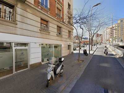 Rodica's Restaurant & Bar