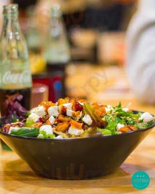 Bistro Urban Food & Drinks