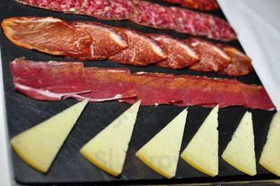 Bar Abaceria Mercado Real