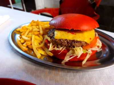 Zampa Pizza & Burguers