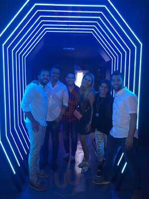 Showroom Fashion Bar