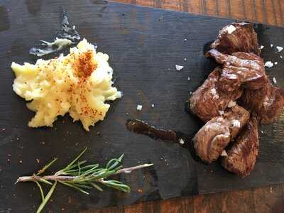 Cañas Y Tapas - Photo 7