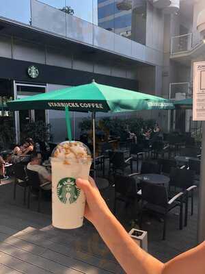 Starbucks Diagonal 640