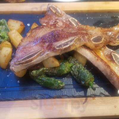 Masedy Restaurant & Lounge