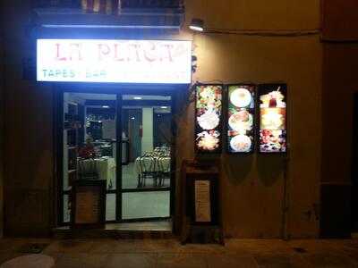 La Placa Restaurant